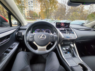 Lexus NX Series foto 14