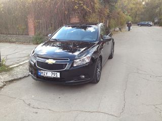 Chevrolet Cruze foto 2