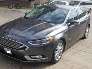 Ford Fusion foto 7