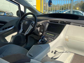 Toyota Prius foto 11