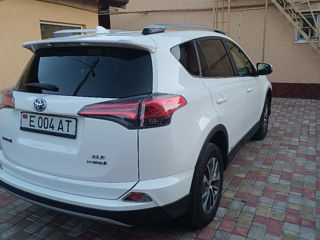 Toyota Rav 4 foto 4