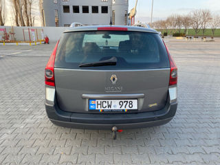 Renault Megane foto 6