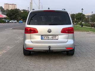 Volkswagen Touran foto 6