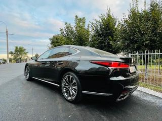 Lexus LS Series foto 2