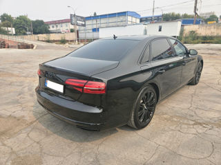 Audi A8 foto 4