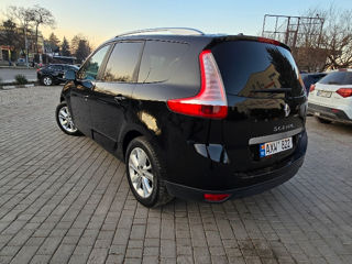 Renault Grand Scenic foto 3