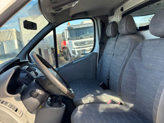 Renault Trafic dCi 115 foto 5