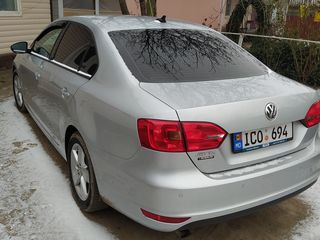 Volkswagen Jetta foto 6