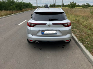 Renault Megane foto 2