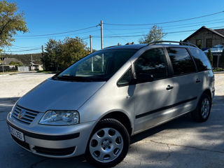 Volkswagen Sharan foto 3