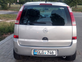 Opel Meriva foto 8