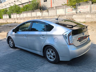 Toyota Prius foto 2