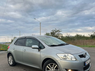 Toyota Auris foto 1