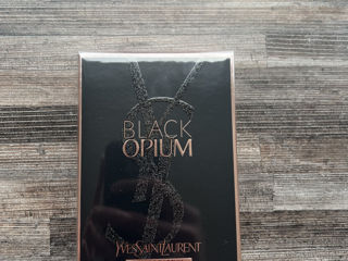 Yves Saint Laurent Black Opium - Eau De Parfum. foto 2