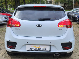 KIA Ceed foto 10