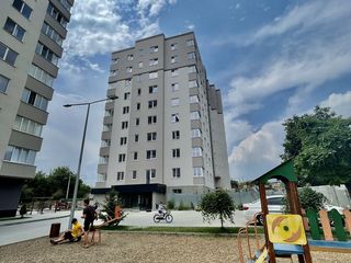 Vind apartament 2camere + Living/ Ghidighici str. Sfatul Tarii/ Curte privata/ Priveliste panoramica foto 7