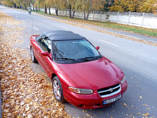 Chrysler Stratus foto 2