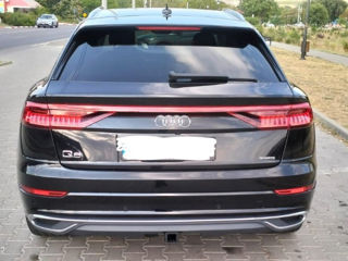 Audi Q8 foto 10