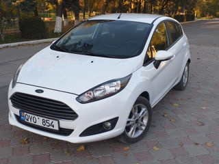 Ford Fiesta foto 6