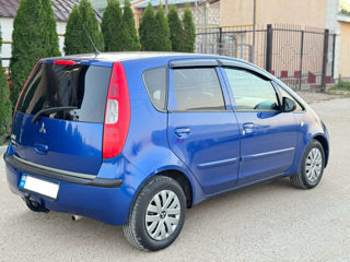 Mitsubishi Colt foto 2