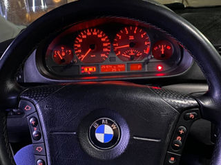 BMW 3 Series foto 3