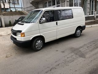 Volkswagen Transporter foto 2