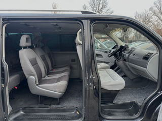 Volkswagen Caravelle foto 8