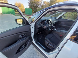 Renault Grand Scenic foto 6