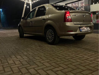 Dacia Logan foto 4