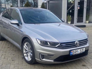 Volkswagen Passat foto 3