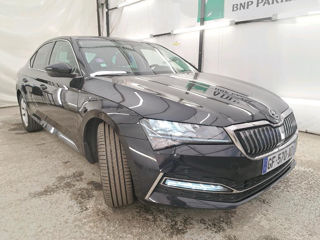 Skoda Superb foto 3