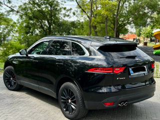 Jaguar F-PACE foto 7