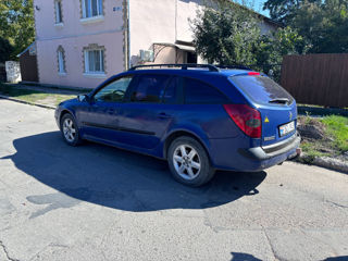 Renault Laguna foto 4