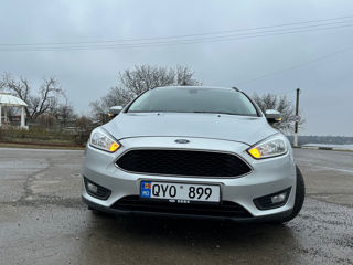 Ford Focus foto 2