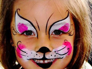 Pictez copii la matinee. Бодиарт на лице. Аквагрим. Face painting. Desene pe față. foto 3