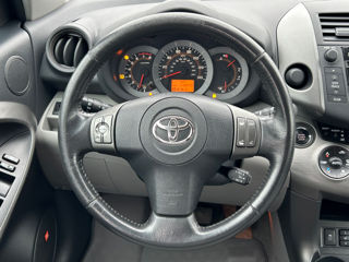 Toyota Rav 4 foto 11