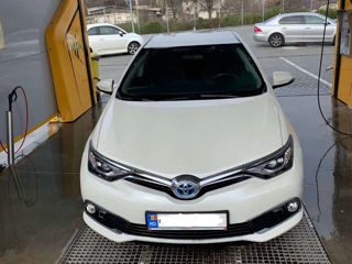 Toyota Auris foto 2