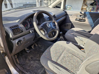 Volkswagen Sharan foto 9