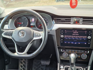 Volkswagen Passat foto 9