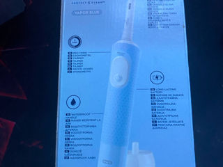 Vând periuța de dinți electrică Oral-B Vitality PRO foto 3