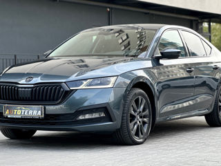 Skoda Octavia foto 3