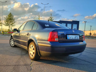 Volkswagen Passat foto 6