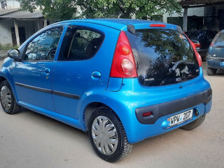 Peugeot 107 foto 5