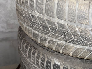 Anvelope/ iarnă/ Pirelli 225/60/R18 foto 6