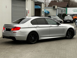 BMW 5 Series foto 4