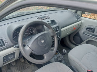 Renault Clio foto 5