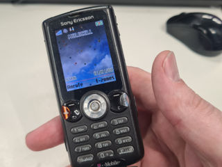 Sony ericsson w810i.  150 lei