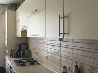 Casa duplex in suruceni pe prima linie,lingă iaz,300m2 locativi 4locuri de parcare,2 beciuri  Ca foto 2