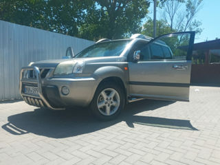 Nissan X-Trail foto 3