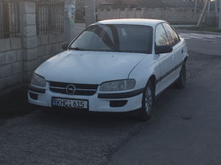 Opel Omega foto 10